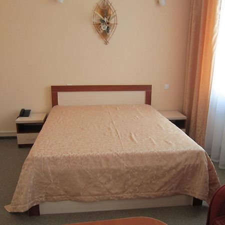 Sozh Hotel Гомель Екстер'єр фото