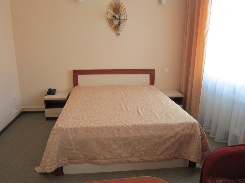 Sozh Hotel Гомель Екстер'єр фото